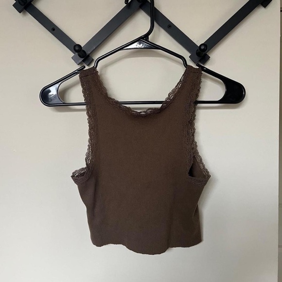 Brandy Melville Heart Tank - Picture 3 of 3